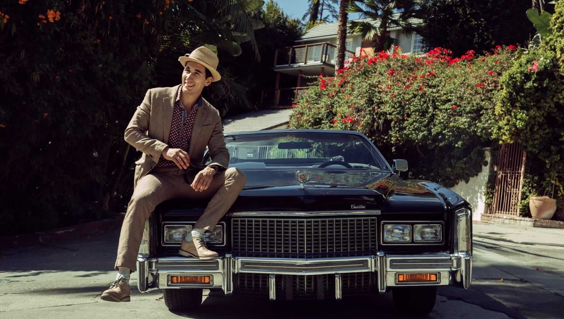 Family enjoying luxury tour of Los Angeles