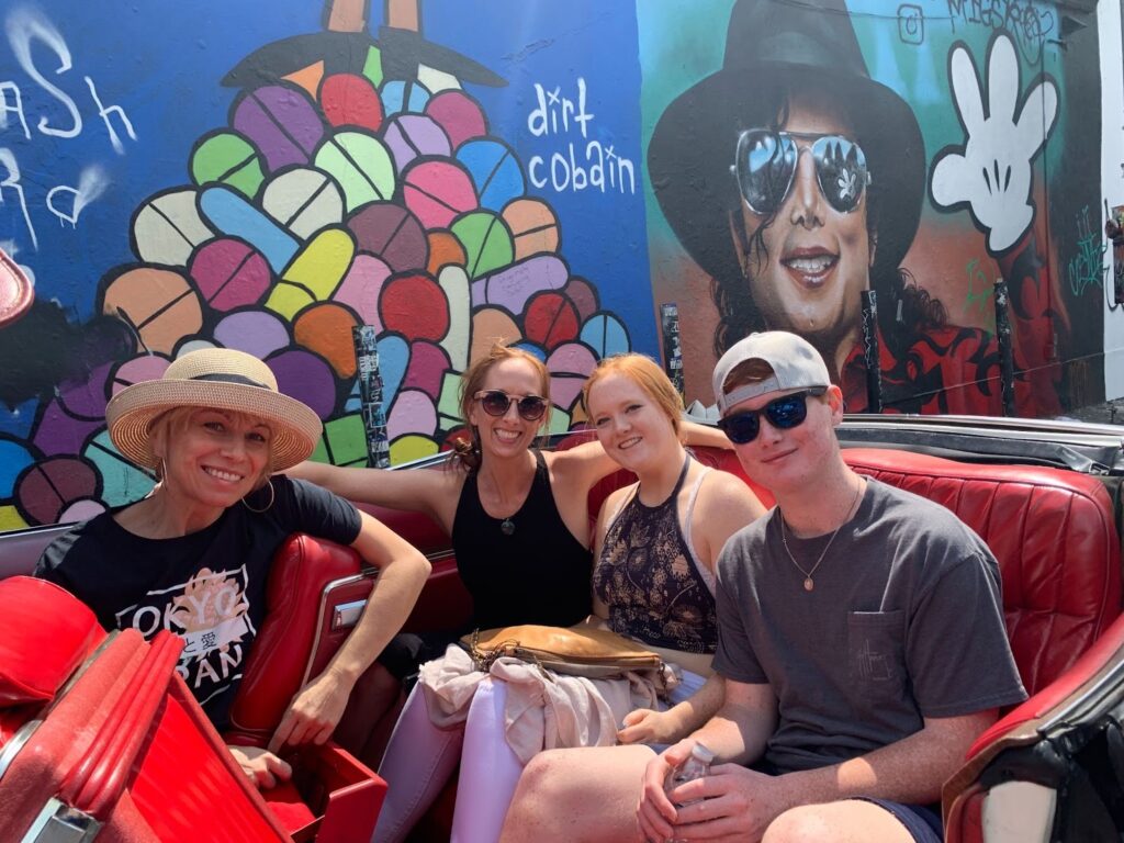 Rent Vintage Cars in Los Angeles